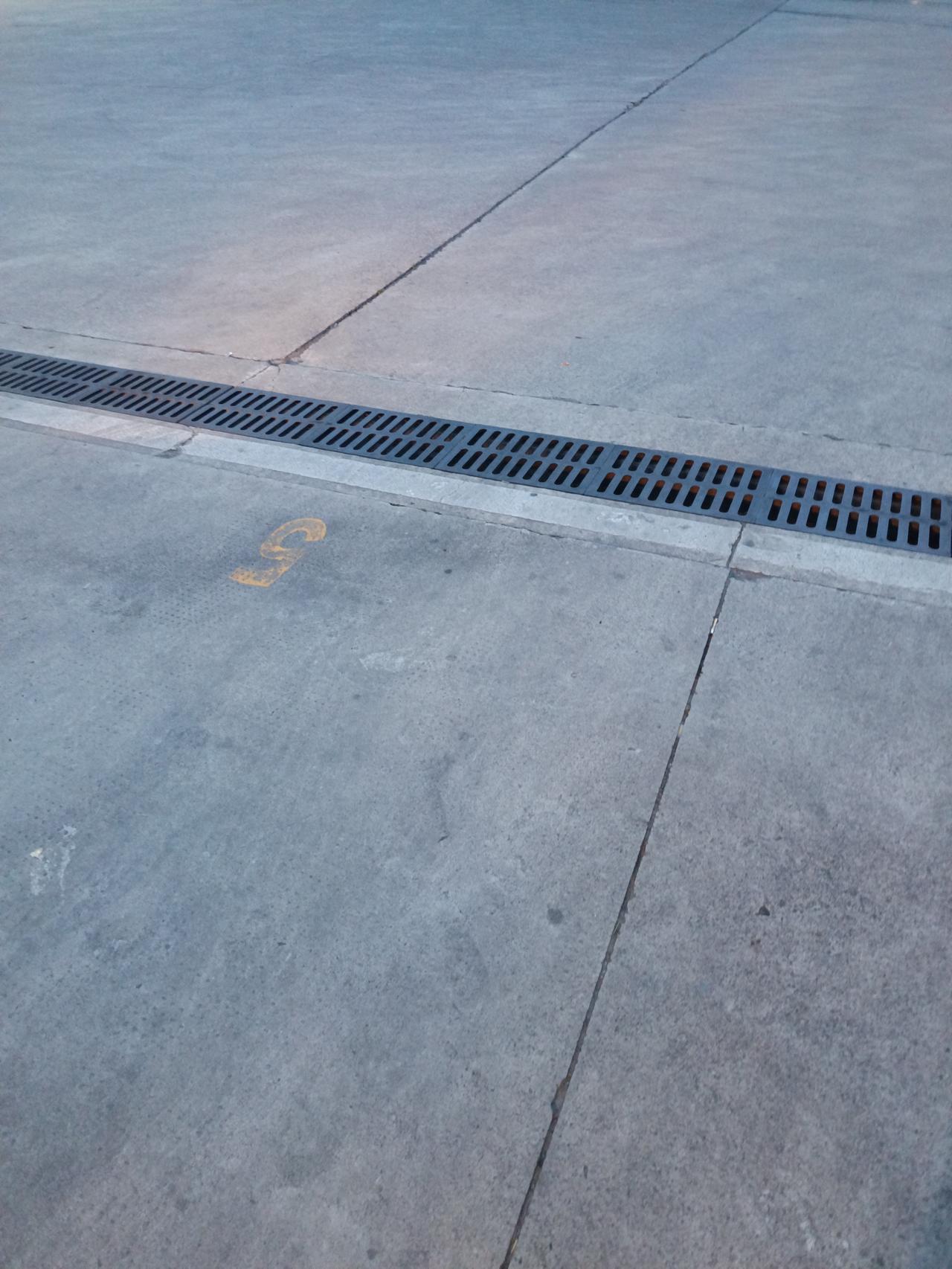 去年11月初提的比亚迪元PLUS，至今还没经历过夏天。如今已到5月，夏季高温即将