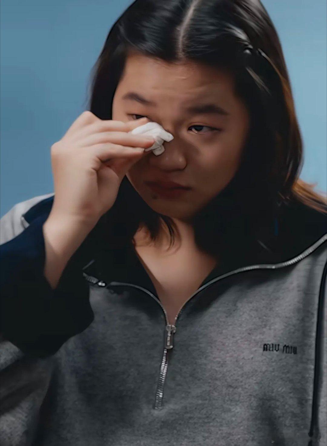 真的是大快人心！网暴全红婵的群主被揪出来了，有一点让我不理解的是，为什么有这么多