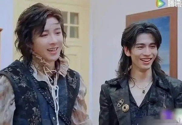 张凌赫刘宇宁或被邀请赴台交流网友问他俩有什么拿出手的影视作品交流，粉底液将军？