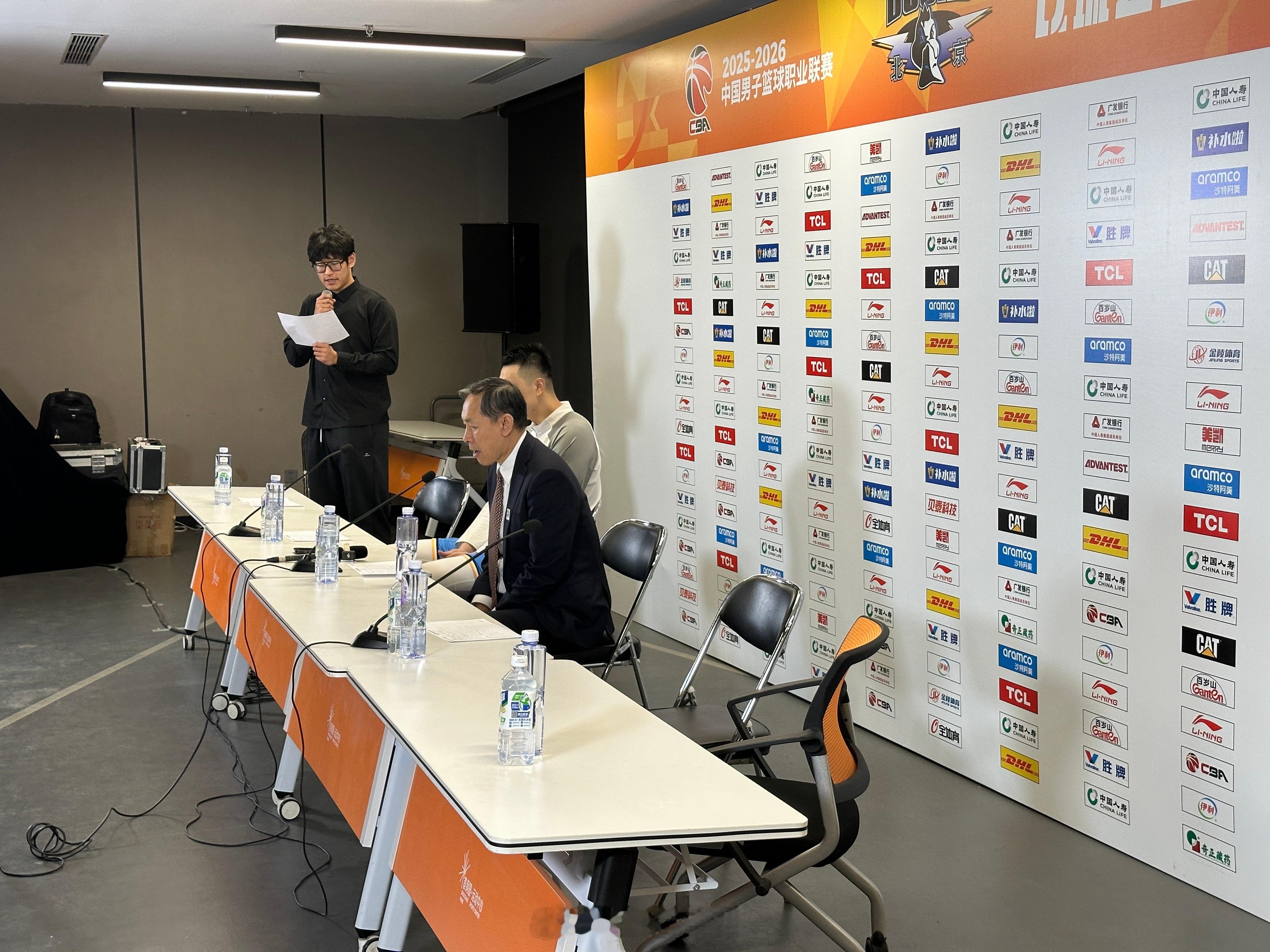 北京男篮vs宁波男篮 许导总结：这场比赛赢得不容易，确实很难。特别是第二节的一段