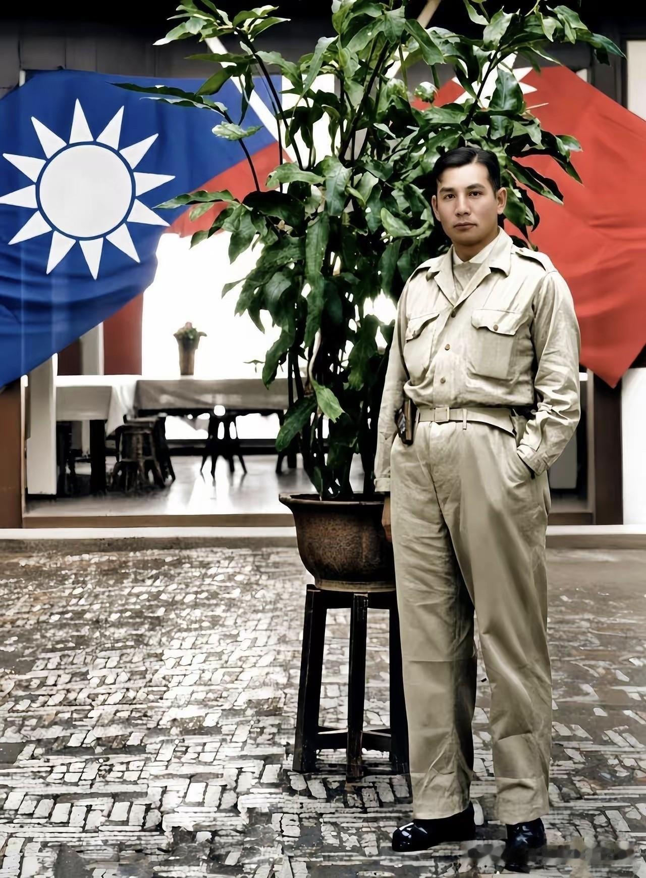 有谁知道这是哪位抗日名将？
殒命于解放战争。