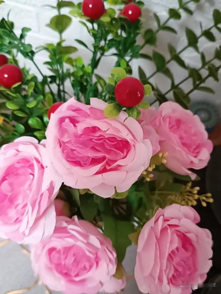 可以看看你手机里的花花草草吗？最近特迷恋花草。[爱慕][舔屏] 春日花草摄影 绿