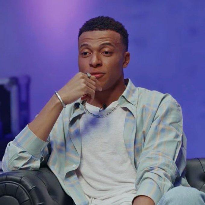 为什么一些播客节目现在火起来了，这不就是访谈吗，在短视频时代，为什么几个人坐着聊