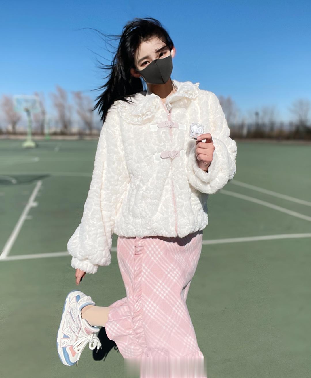 找到了冬天可以穿的裙子[开学季]#每日一图##ootd# ​​​