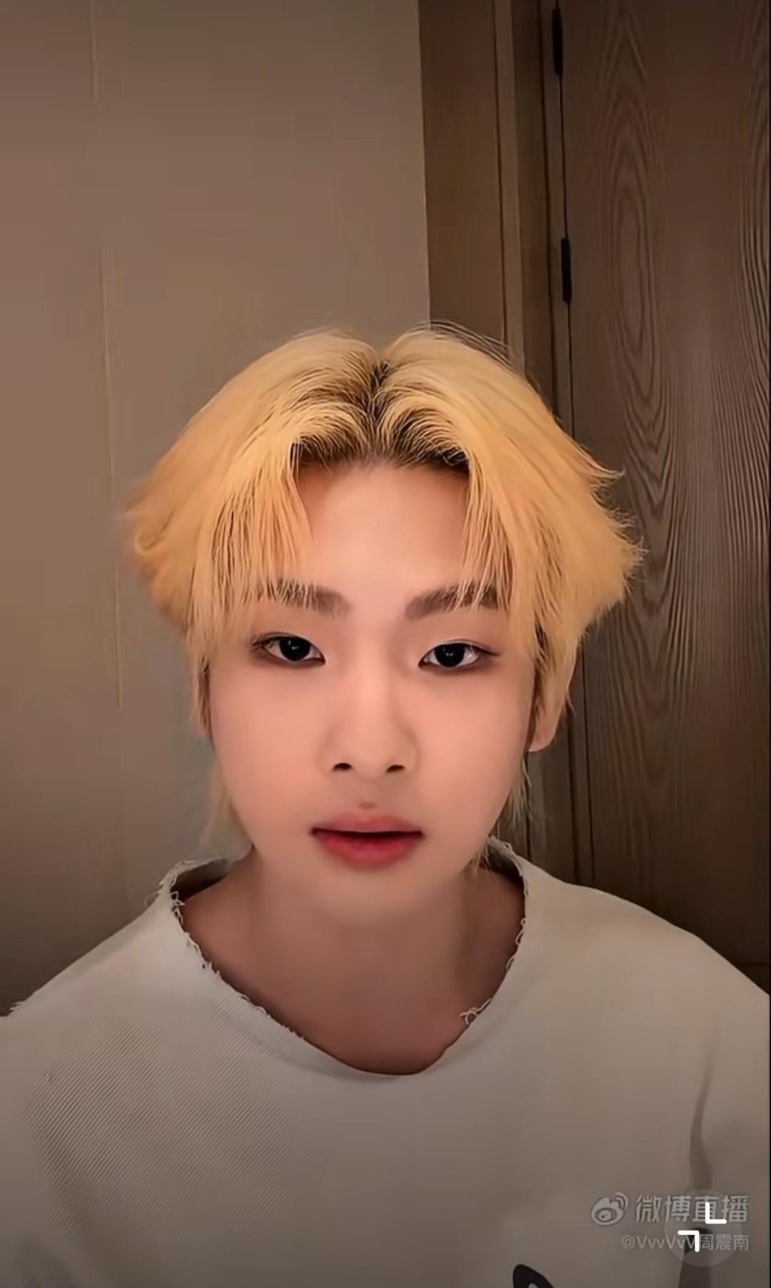 结婚请我商演吗 救命！周震南直播被粉丝灵魂发问：“结婚能请你吗？”[拜托] 孩子