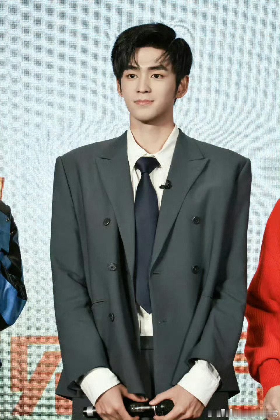 张卓尔资源声鸣远扬 摇滚嗓与戏腔自由切换，两天速成的惊艳演绎，张卓尔用实力打破所