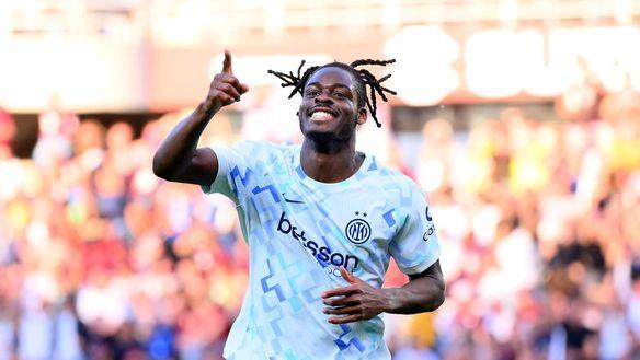 米兰体育报：水晶宫近日通过转会中间人，再次向国米询问了比塞克的转会可能，蓝黑军团