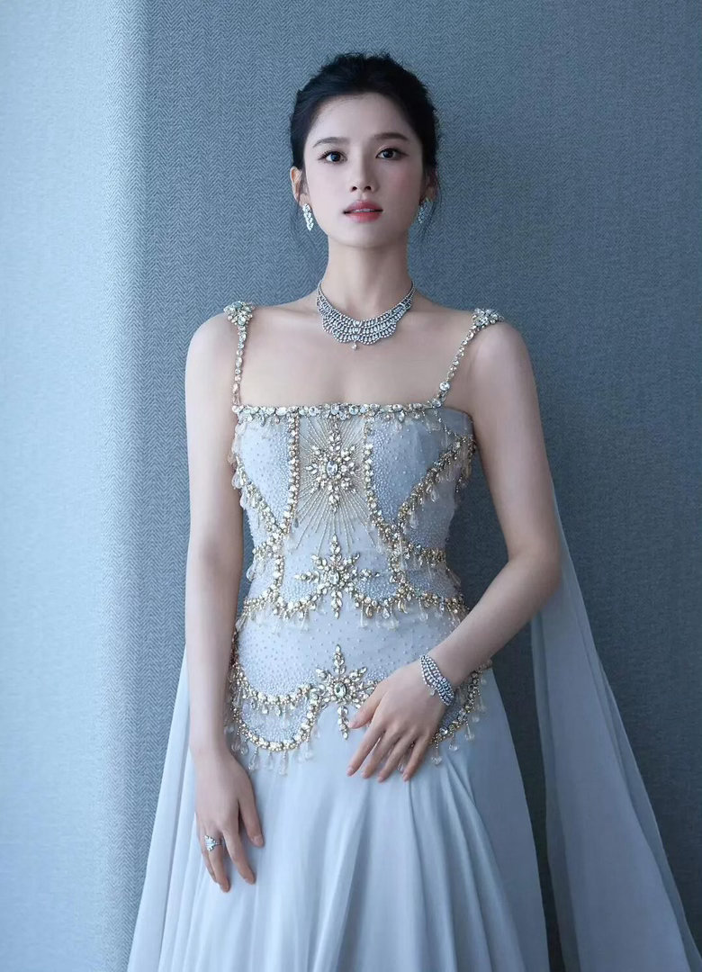 白玉兰奖女明星高定一览杨紫Zuhair Murad 2026春夏高定张婧仪Geo