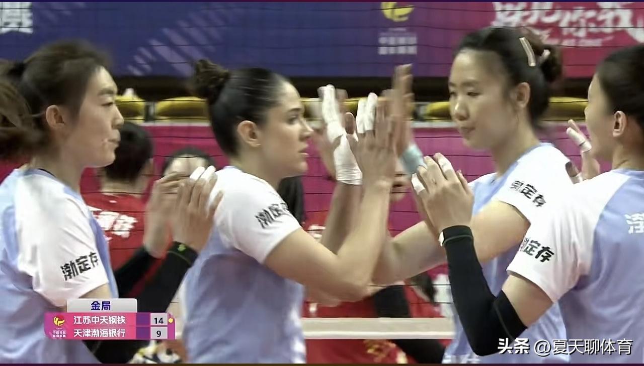 天津女排确实不能怪人家老将娜塔莉娅，最后一分娜塔莉娅失误送分，不能怪这位37岁的