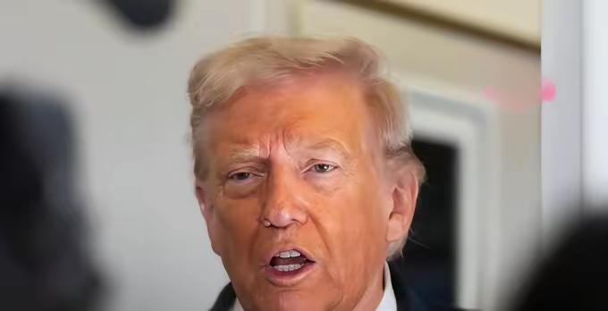 特朗普大动作！减肥药价格直降149美元，助力七成美国人重塑健康

2025年11