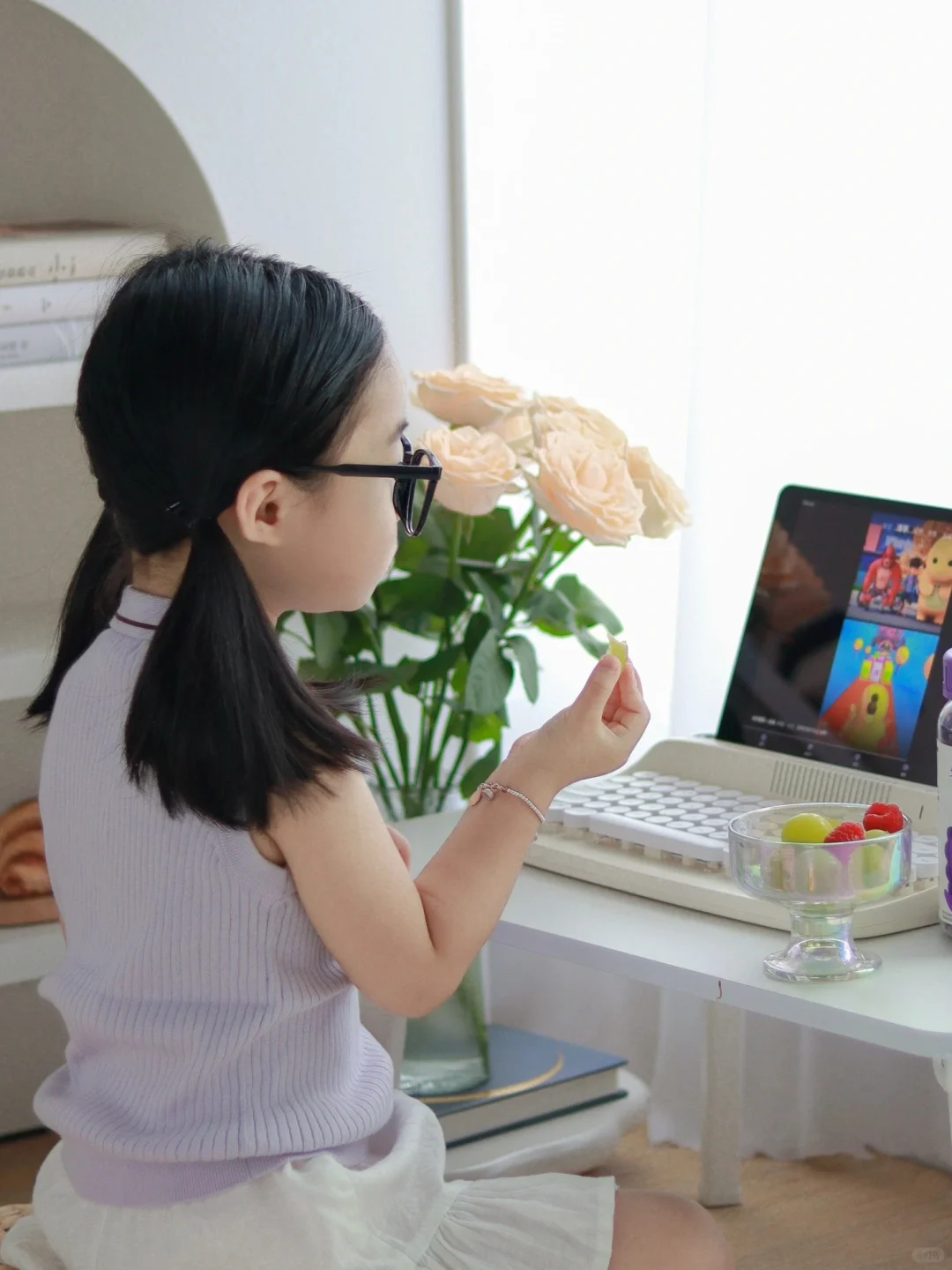 看👀她的惬意的生活～