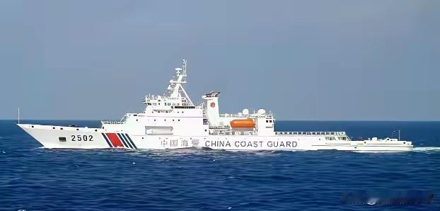 使命必达！6月1日，中国海警岱山舰编队，正式进入我国台湾岛以东专属经济区海域，开