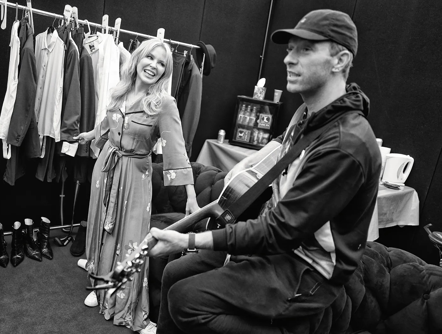 Kylie Minogue 确认联手 Coldplay 主唱 Chris Mar