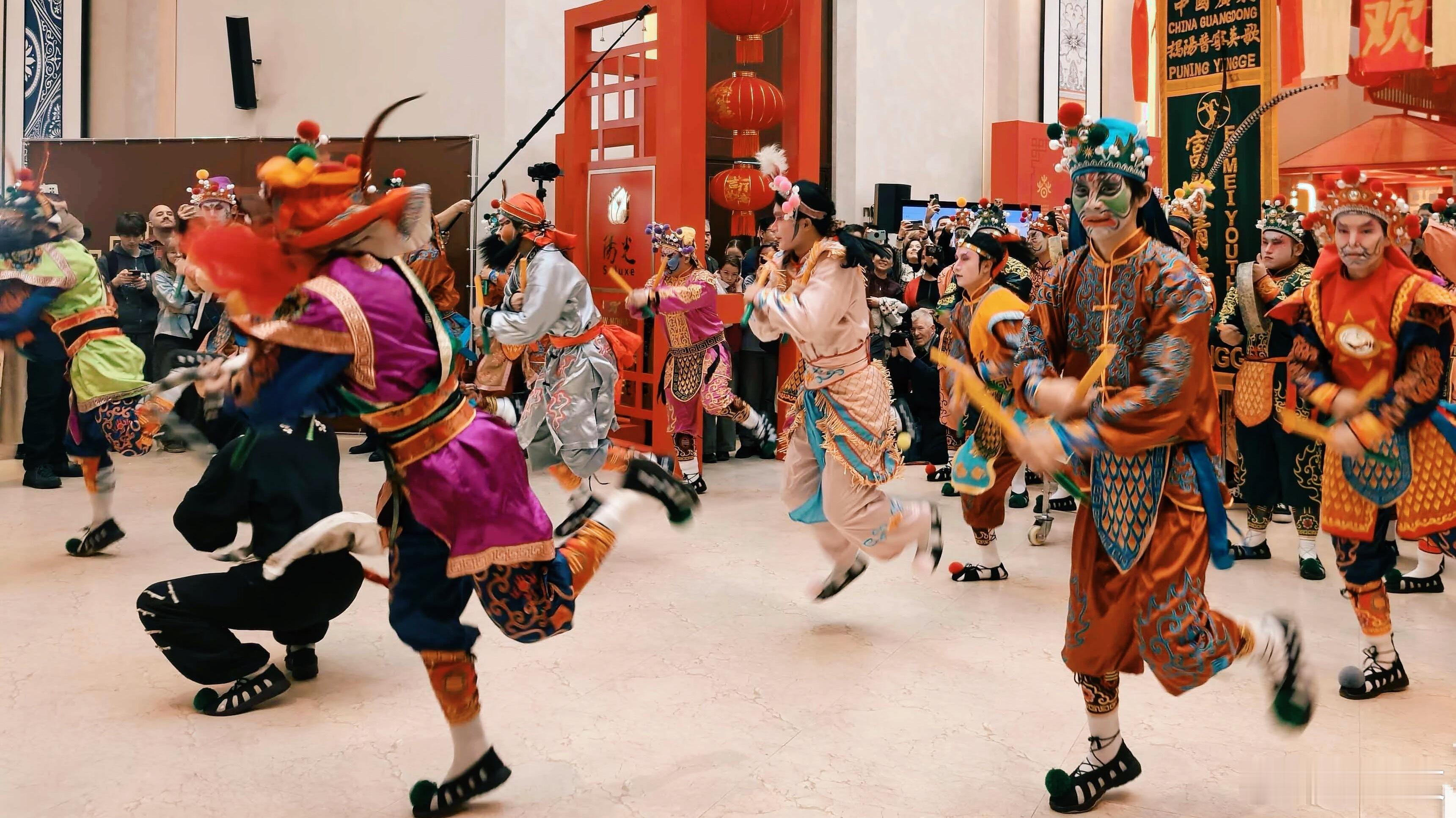 普宁英歌燃动莫斯科，广货“上新”贺新春！2月16日，2026年莫斯科“欢乐春节”