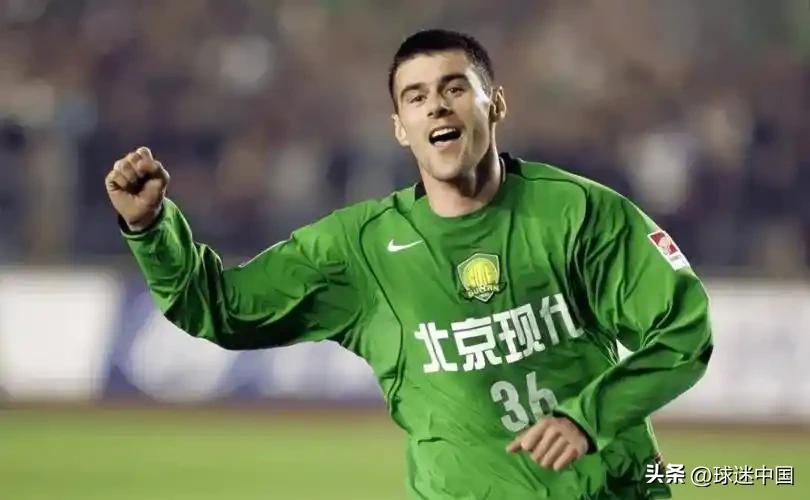 促使耶利奇下定决心转会国安的，除了对中国发展中联赛的期待，还有好友潘塔的力荐。曾