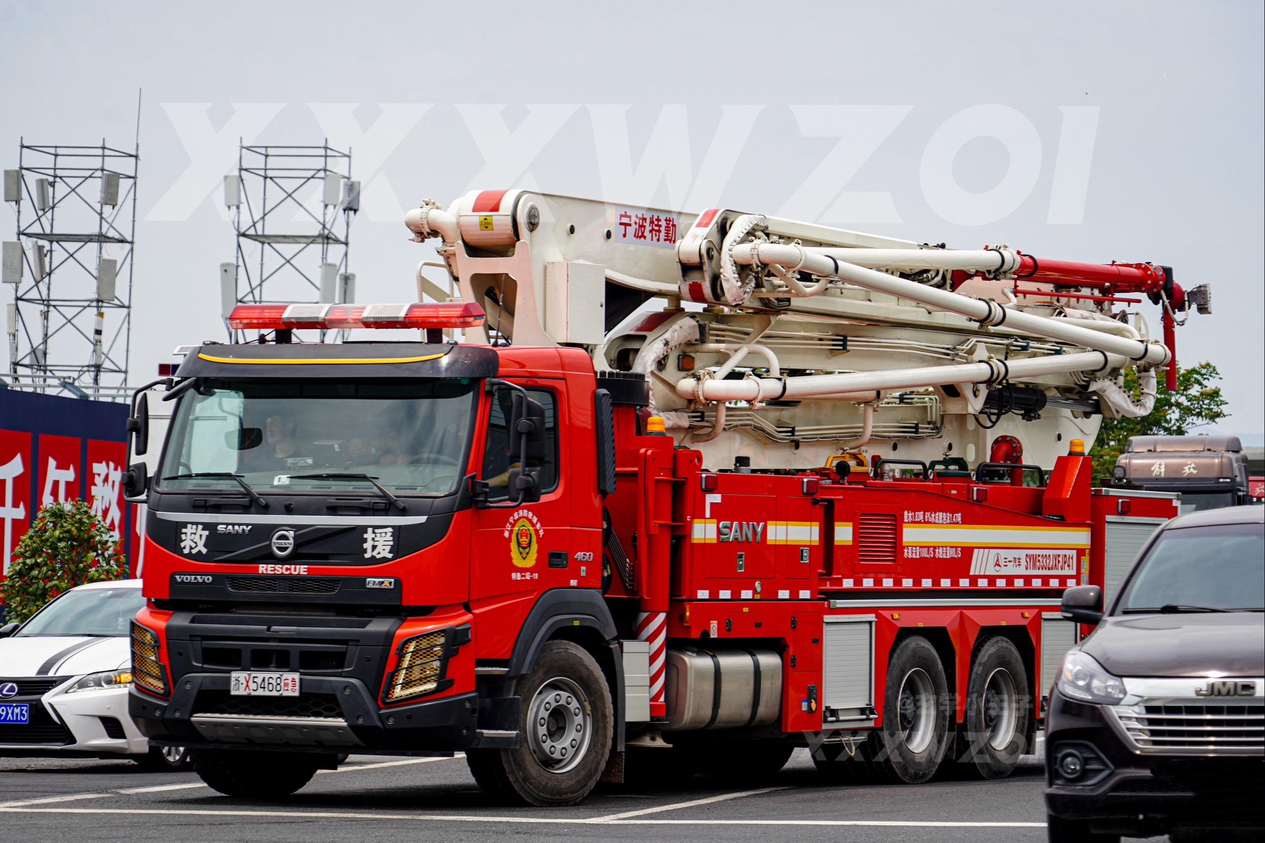 三一大跨度高喷消防车。宁波特勤三一JP41大跨度举高喷射消防车