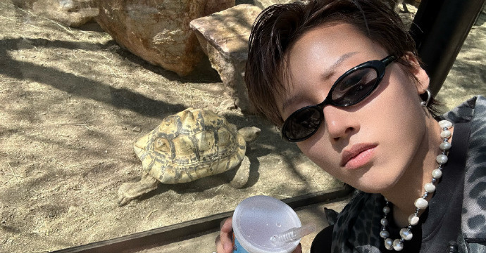 刘雨昕的自拍照片怎么有几分像前夫哥？ ​​​