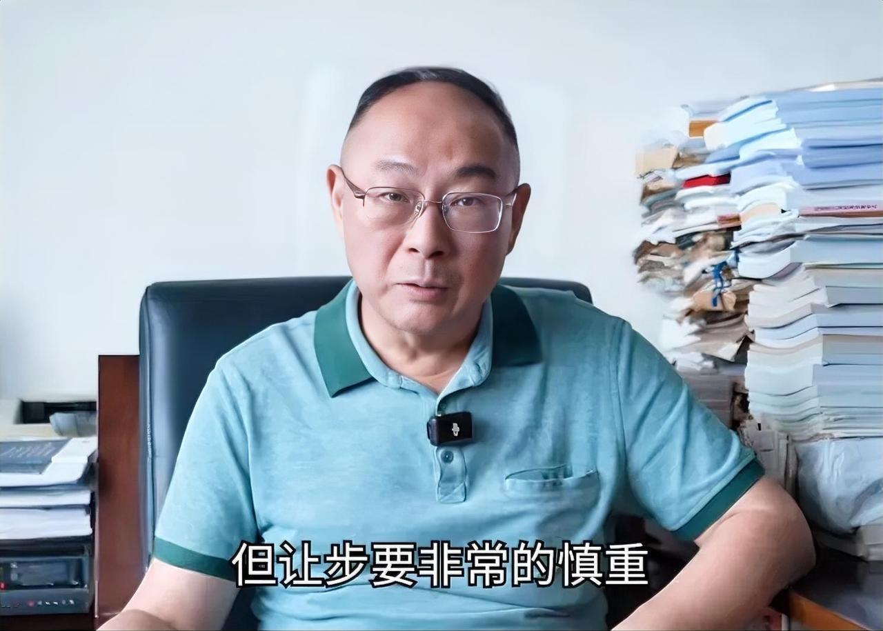 金灿荣8月31日指出，“印度的不确定性太大了”，所以他建议与印度可以谈判，但让步