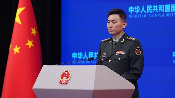 国防部对仁爱礁“坐滩”军舰的定性，干脆到没有留下任何模糊空间：非法“坐滩”，严重
