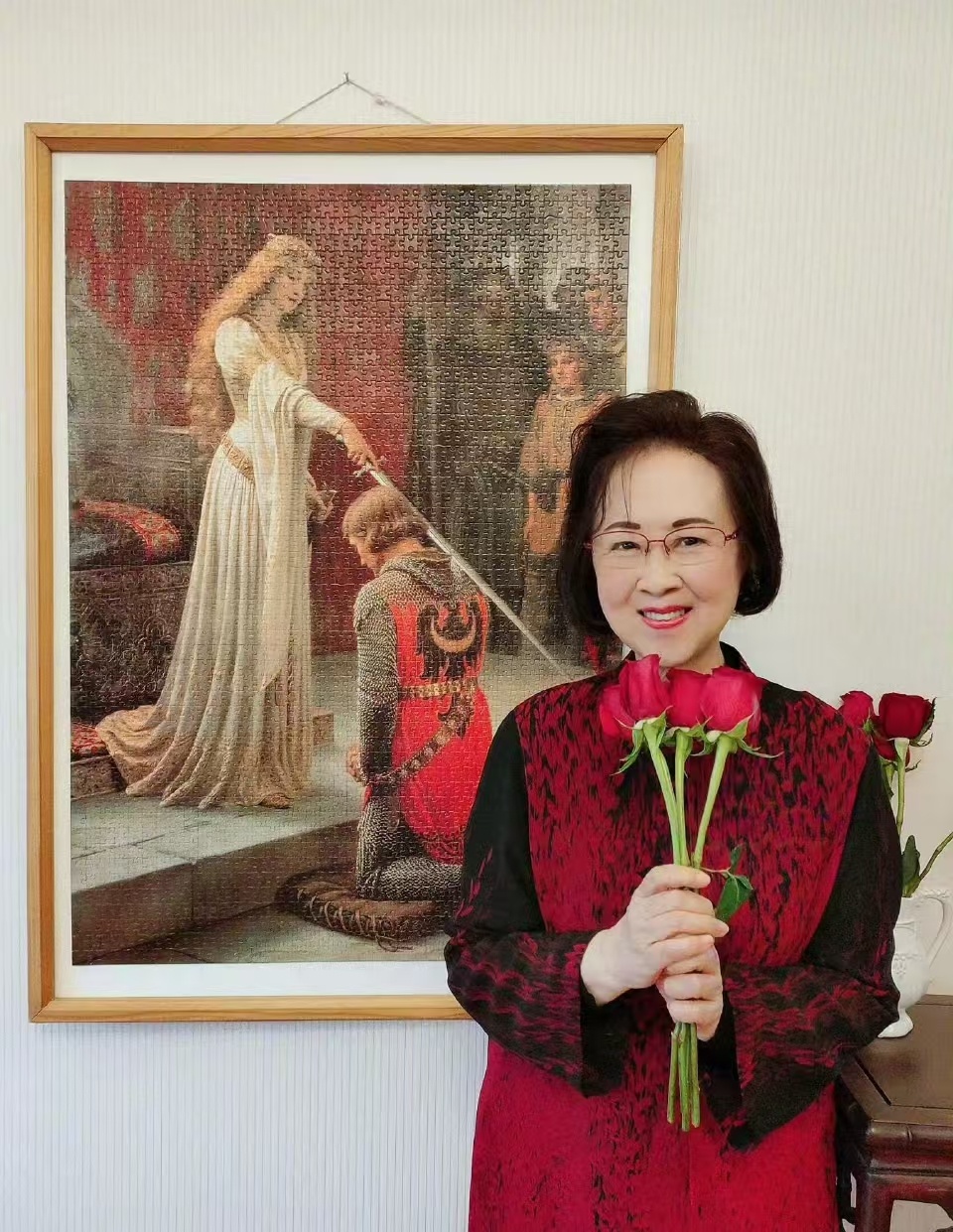 【 琼瑶遗体送抵台北第二殡仪馆 】 12月4日，据台媒最新消息，著名作家琼瑶的遗
