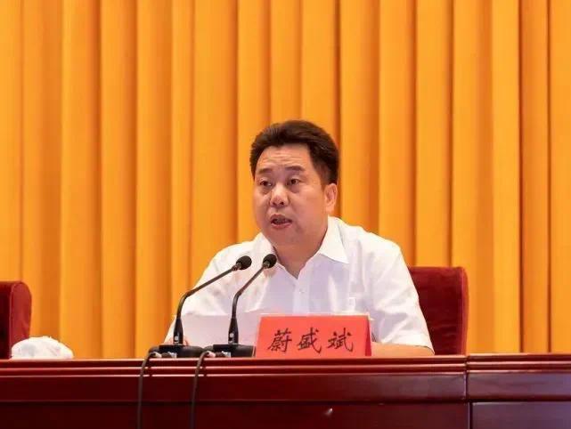 据湖北日报客户端消息，12月1日上午，湖北省第十四届人大常委会第六次会议表决通过
