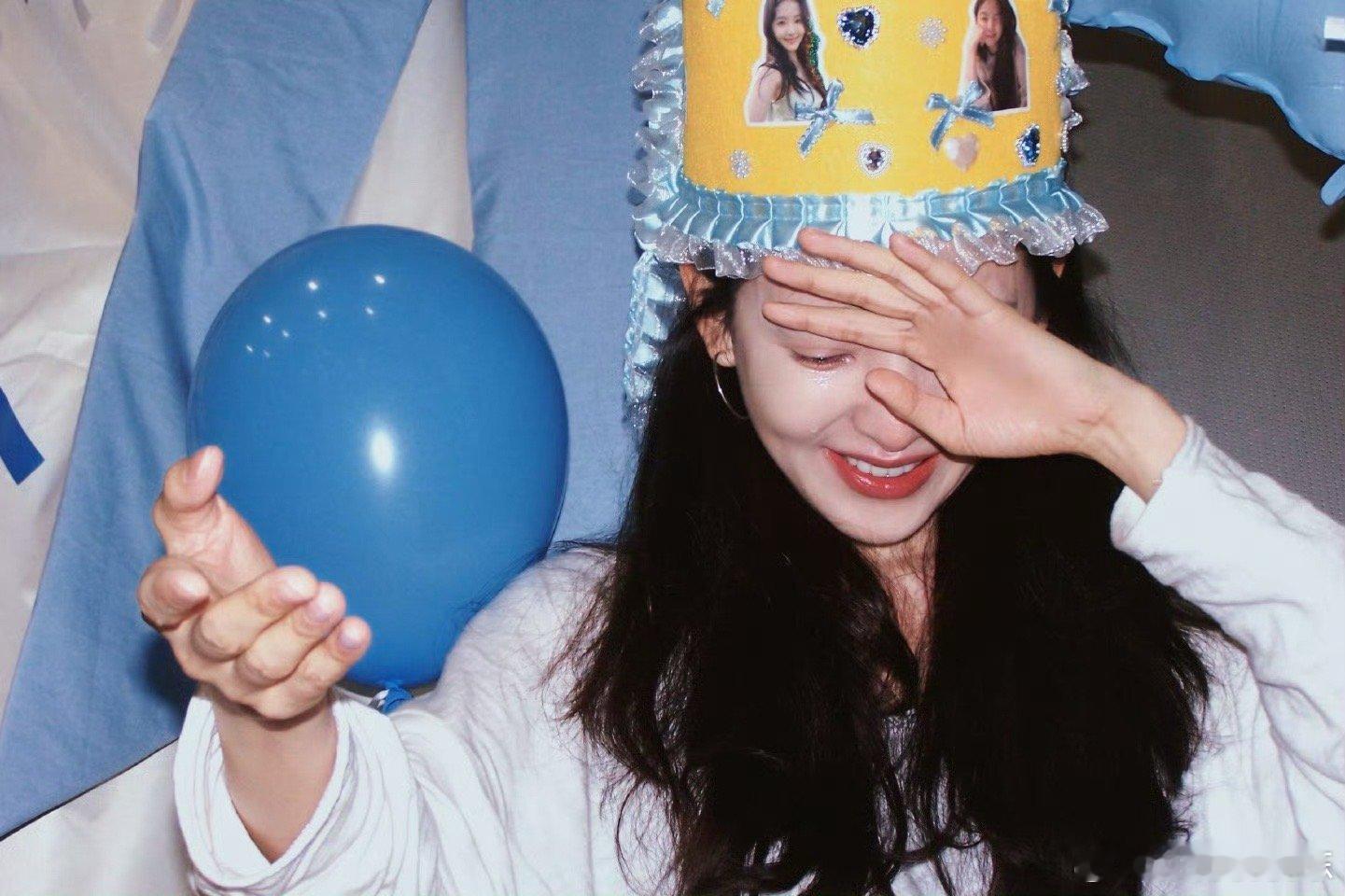 章若楠我的女朋友 zrn章若楠高凡 听云与明月窃语，看满天星辰熠熠，风里有你，云