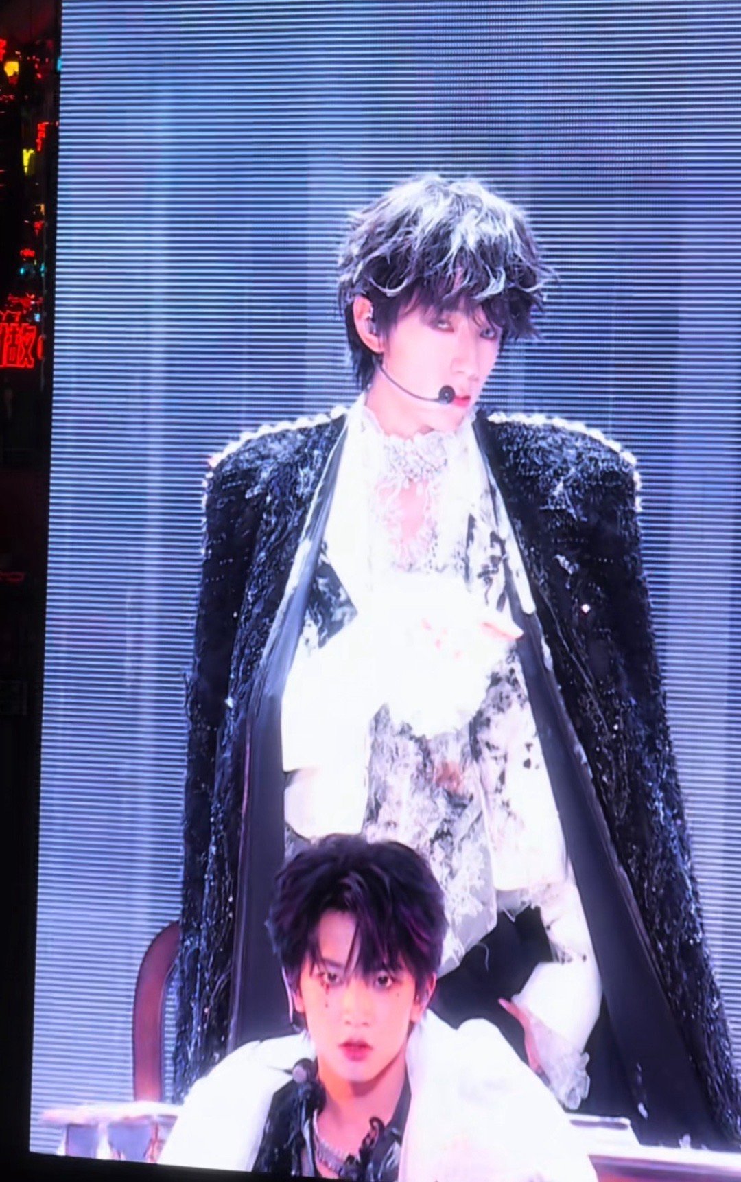 报！橹穆和张极在橹穆 张极和官博下面交流起来了，这是发生了什么？ 