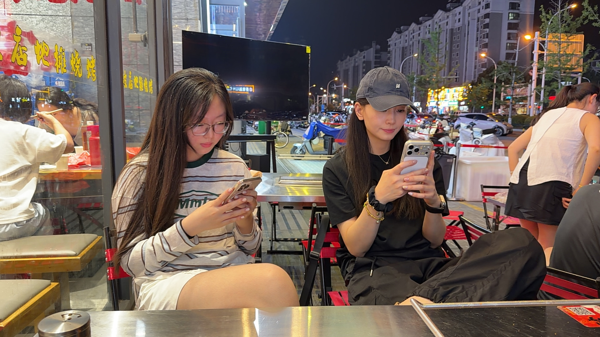 晚上好，彩椒牛肉串 1斤其他的不吃，不刷油，嘎嘎健康快乐。 