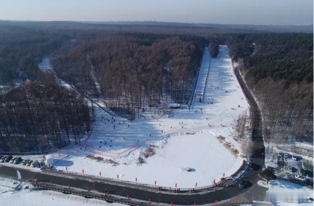 长春成功申办2027世界大冬会2025年11月26日，国际大学生体育联合会（FI