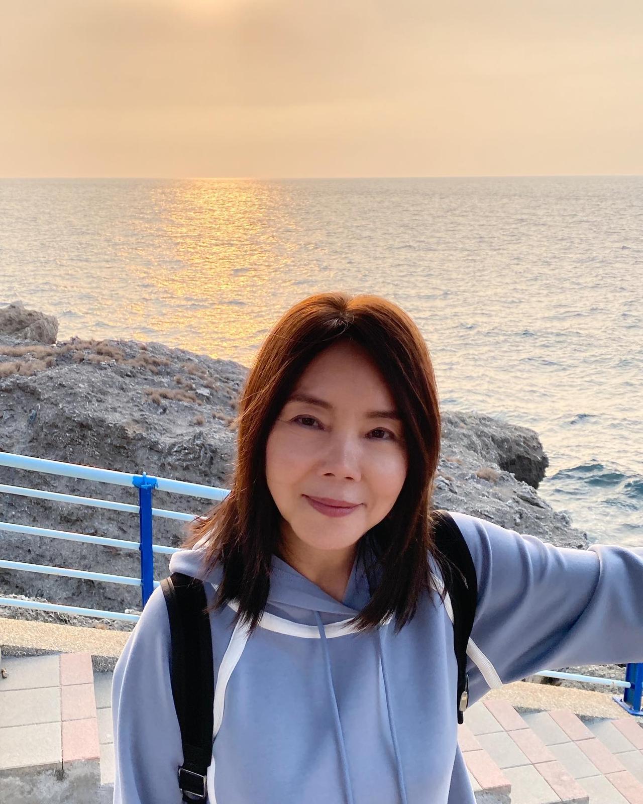 她当年可是顶级女歌手，唱过很多经典歌曲，估计现在很少年轻人知道她的名字