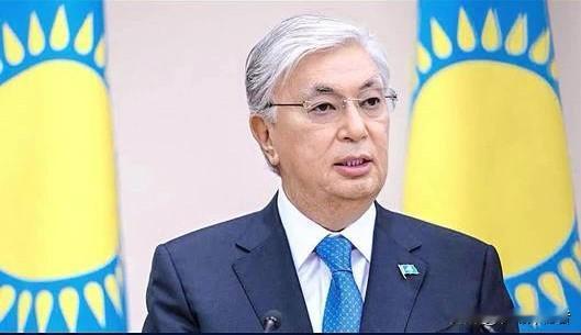 果不其然
​​哈萨克斯坦总统托卡耶夫突然宣布了
​​近日在东京，托卡耶夫与日本方