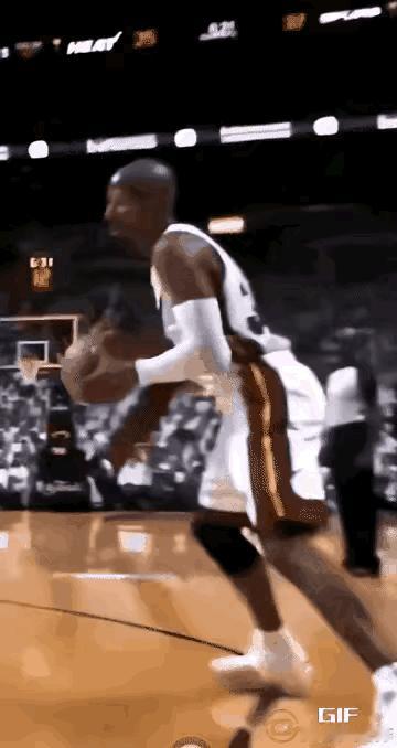 足够冷静！君子雷这一球实在太帅了 