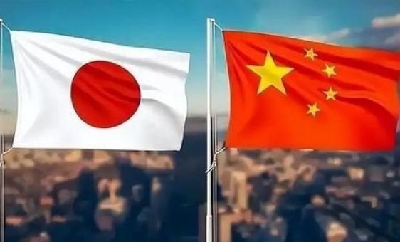 中国网友又想出了一个制裁日本的绝招，就是效仿俄罗斯彻底关闭中国领空不允许日本飞机