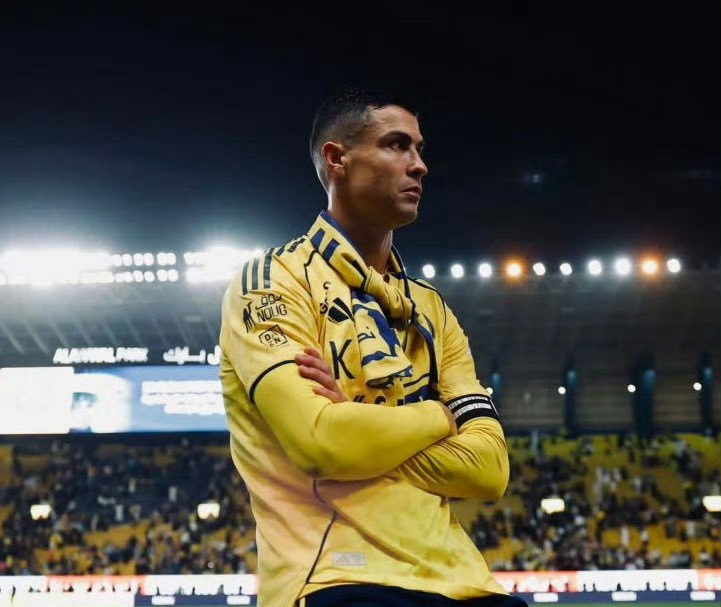 C罗拒绝为利雅得胜利出战据报道：C罗拒绝出战不是因为身体方面的原因，他对PIF经