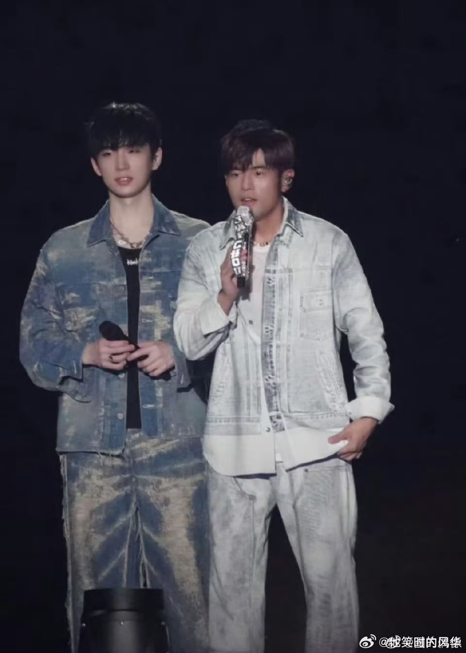 周杰伦弟子上音综被待定 曹杨带着周杰伦弟子的标签登台音综，演唱感染力拉满，几乎所