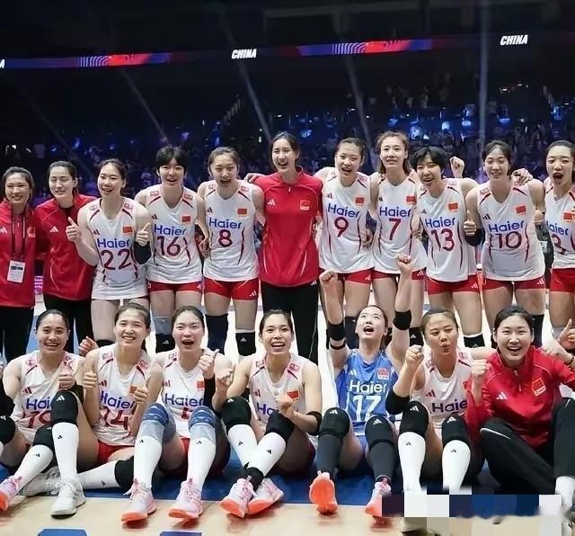 2026世界女排联赛香港站，虽败犹荣，中国女排2:3惜败意大利，赵勇大胆调整用人