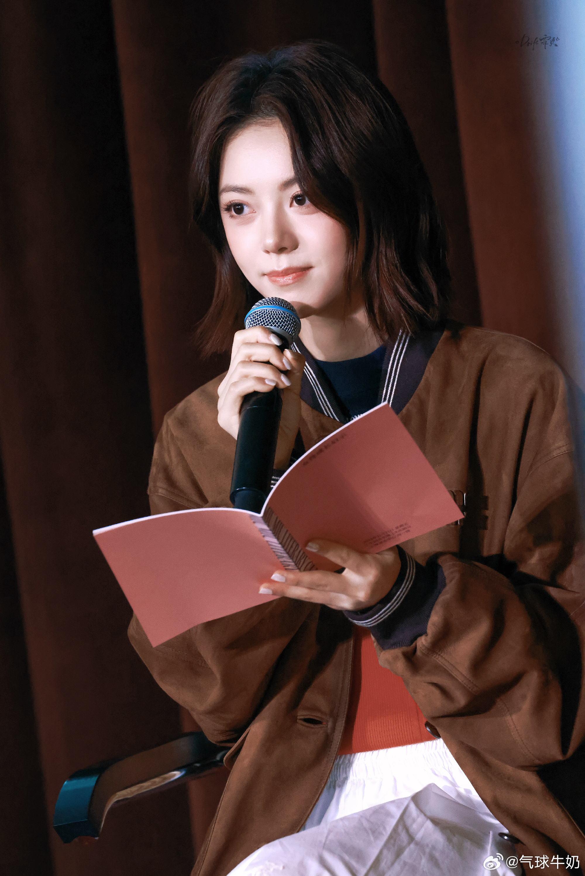 赵今麦赵今麦楚听雨🌾赵今麦一念江南因为你我相信爱存在赵今麦 | 樱桃琥珀 | 