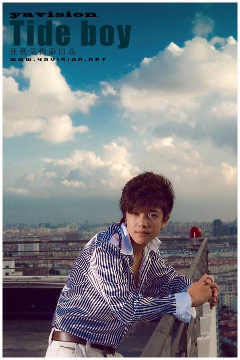 十年后，你会变成什么样？其实就看你身边那三个人！

嘿，朋友们，今天咱们不聊八卦