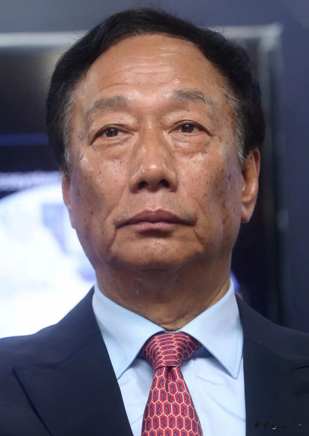 现在的郭台铭，低调起来了！

第一轮稽查时，郭台铭不服气，于是有人给他讲了一个故