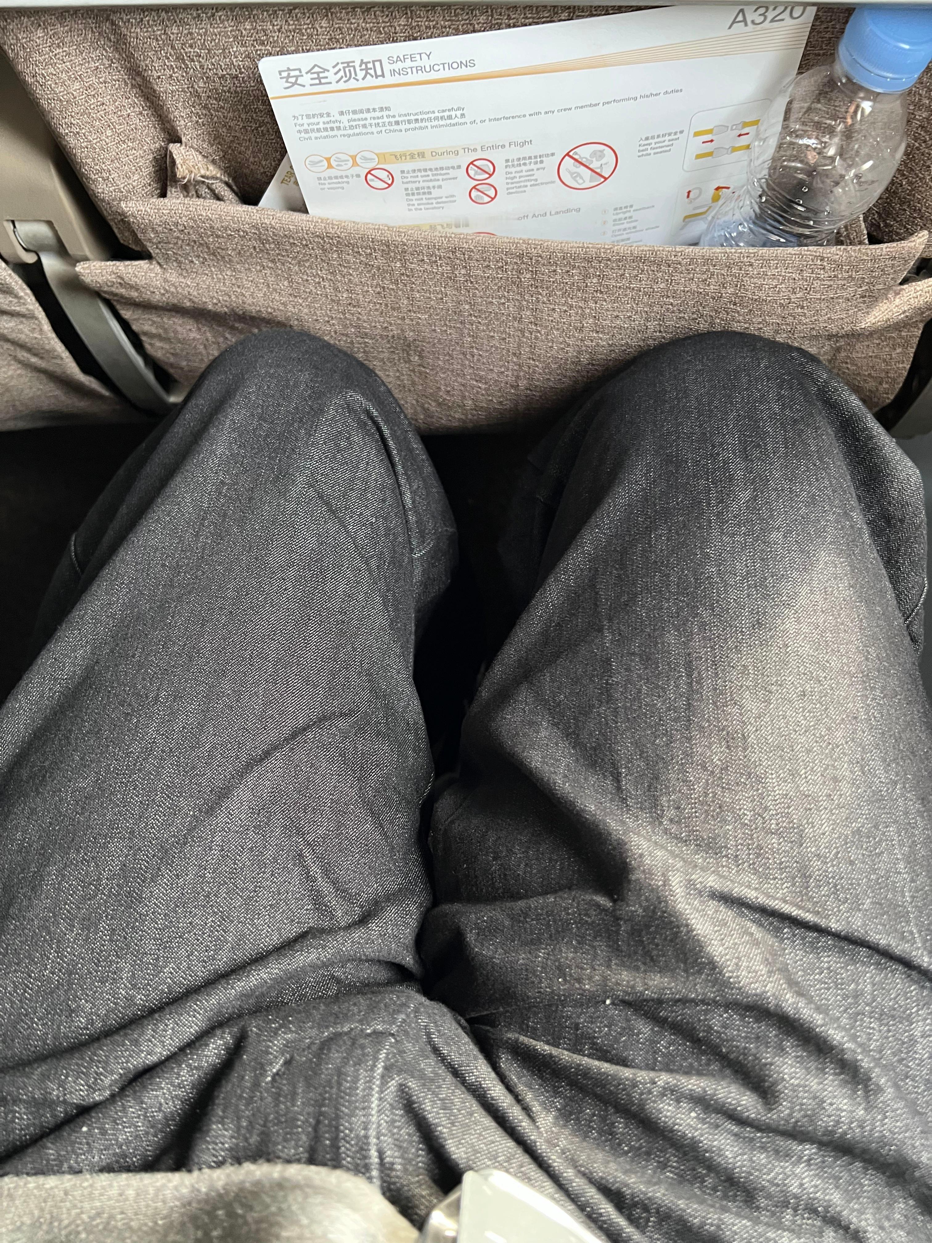 落地上海，参加车企沟通会 你们说啥时候能和玩具龙一样，出门公务舱呢