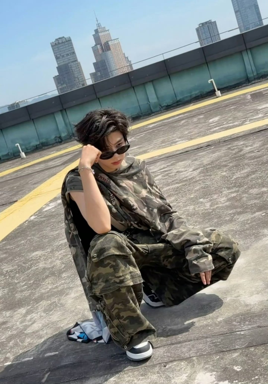 陈奕恒 💜陈奕恒 元气律动舞担 💜陈奕恒 四代顶级视觉门面 “晚春那娓娓动听