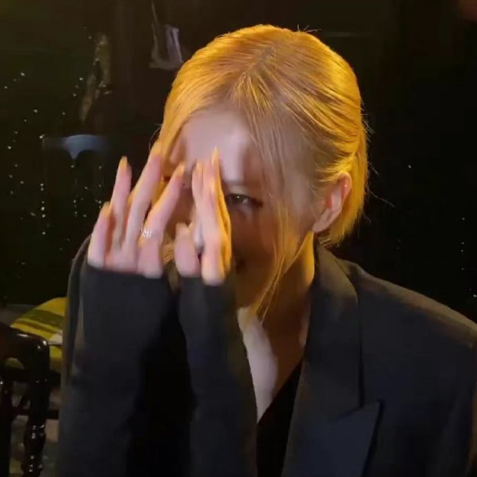 朴彩英  一些男友视角下的Rosé日常 