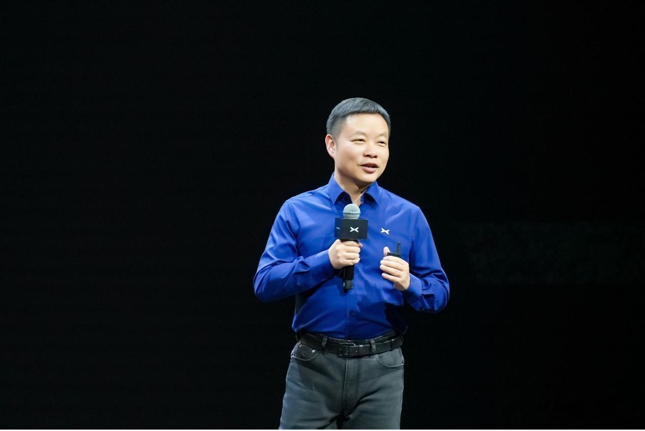 小鹏G9L全球首秀预售价25.98万！！这台“黄金大五座科技旗舰”长5120mm