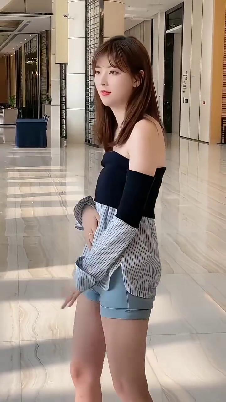 这小宝贝真可丧良心。