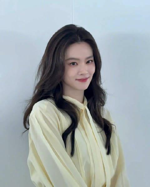 陈昊宇程潇cos大秀首尔时装周生图状态 ​​​