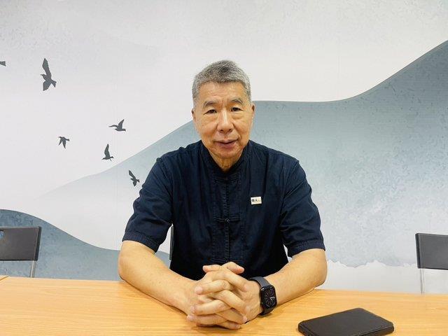 孙文学校总校长张亚中今天在香港中评网发文指出，国民党最近终于完成了一件“历史性任