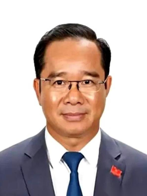 一个越南教授，当着全世界的面，扔下一句话。
 
他说：“虽然我个人对中国有意见，