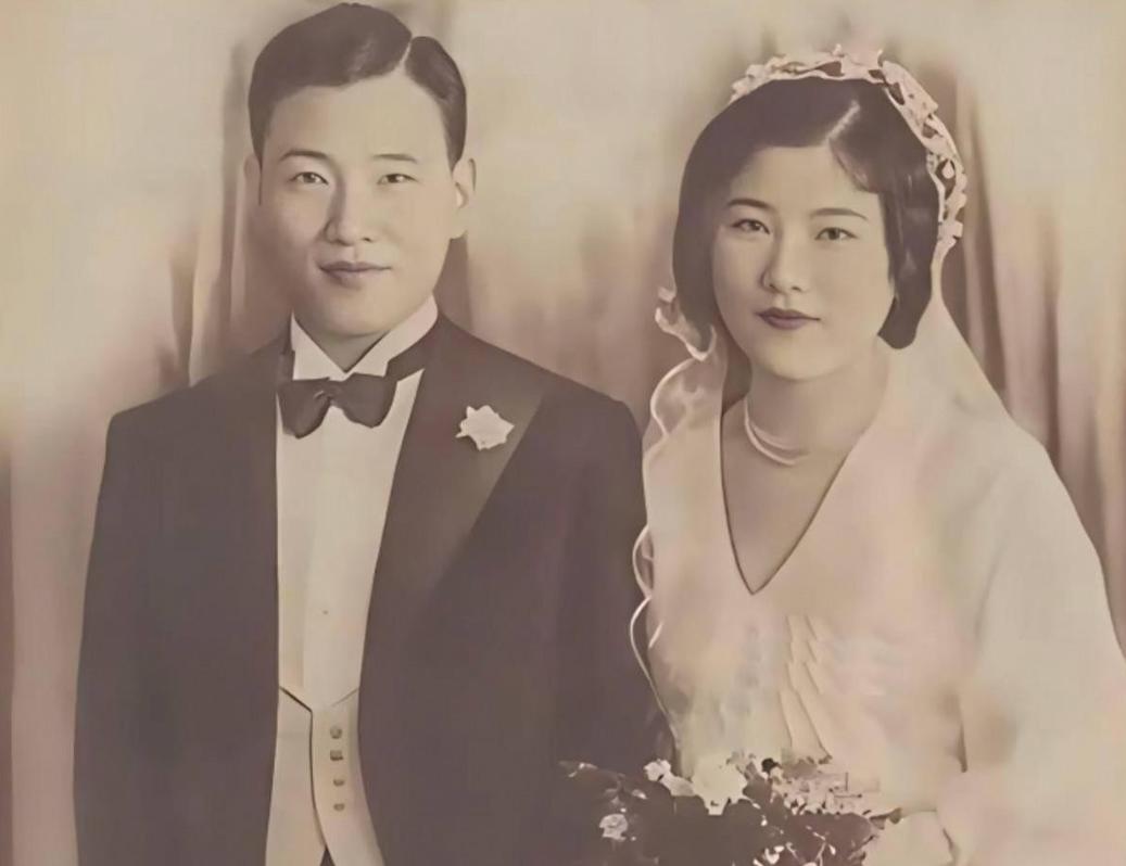 他是黄埔最硬的鹰，却被妻子烧掉全部家当不敢作声，兵败后吞枪自尽，才知妻子早已为他