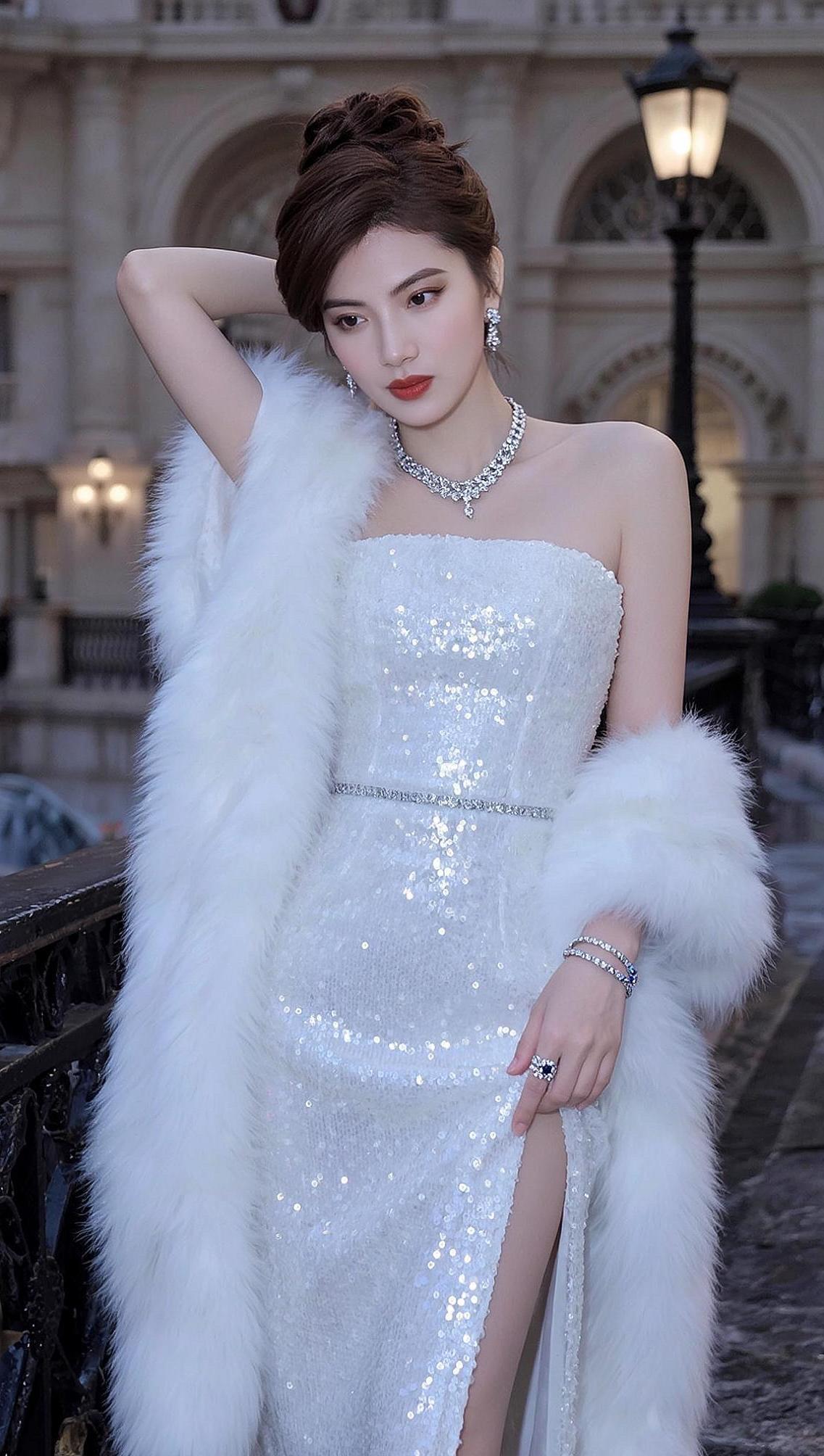 生活最好的样子，不是被别人认可和喜欢，“而是” 懂得自我欣赏，不必讨好...