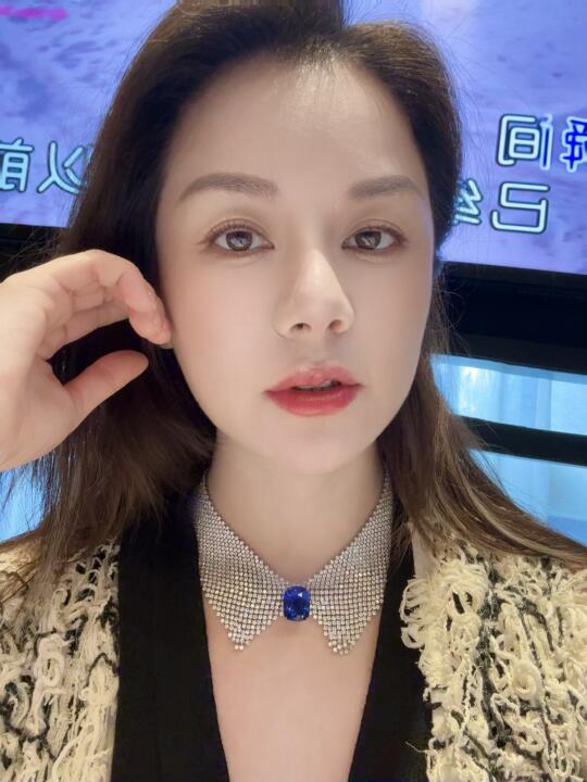 人生来就是孤独的～